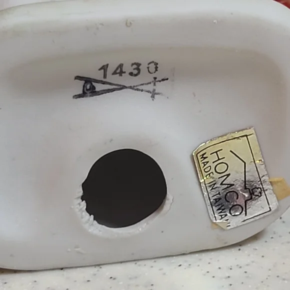 Homco 1430 Charming Figurine with Child and Dog - Picture 6 of 6